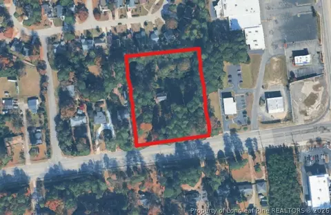 200 Country Club Dr, Fayetteville, NC 28301