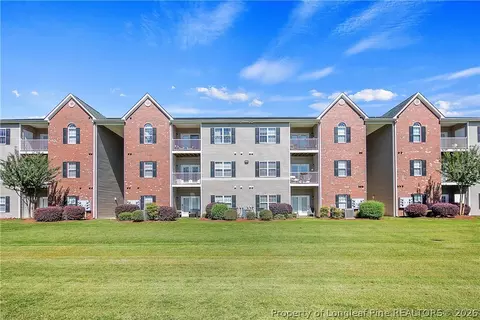 616 Marshtree Ln #204, Fayetteville, NC 28314