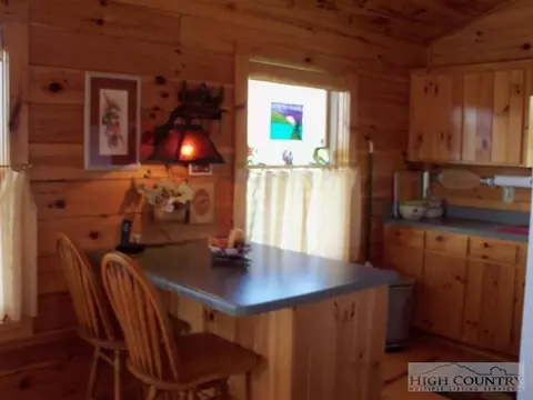180 Overlook Dr, Crumpler, NC 28617 photo 23