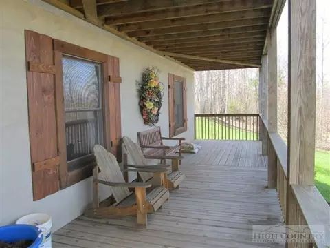 180 Overlook Dr, Crumpler, NC 28617 photo 14