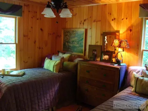3664 Wildcat Rd, Deep Gap, NC 28618 photo 4