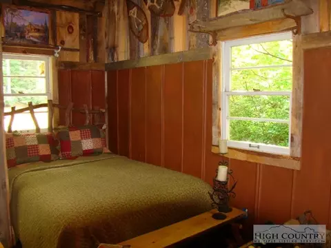 3664 Wildcat Rd, Deep Gap, NC 28618 photo 16
