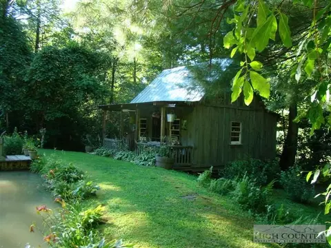 3664 Wildcat Rd, Deep Gap, NC 28618 photo 14