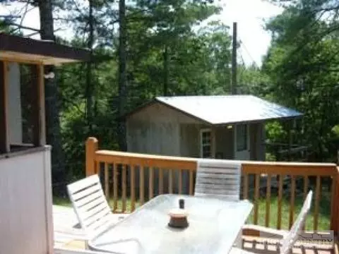 915 Wildcat Ridge Rd, Deep Gap, NC 28618 photo 3