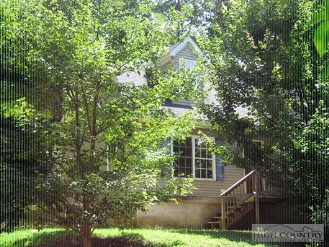 280 Bear Creek Ln, Deep Gap, NC 28618 photo 2