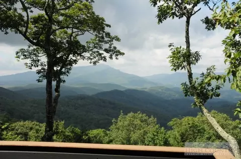 300 Newbiggin, Blowing Rock, NC 28605 photo 15