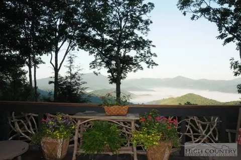 300 Newbiggin, Blowing Rock, NC 28605 photo 12