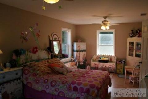 360 H Stanley Miller Rd, Deep Gap, NC 28618 photo 8