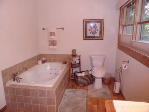 183 Twisting Trl, Deep Gap, NC 28618 photo 13