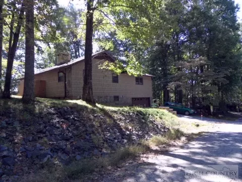183 Twisting Trl, Deep Gap, NC 28618 photo 11