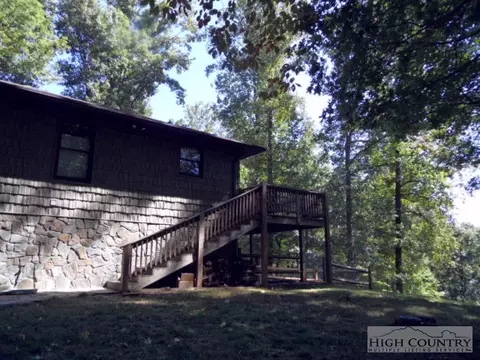 183 Twisting Trl, Deep Gap, NC 28618 photo 10