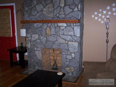235 Elk Creek Rd, Deep Gap, NC 28618 photo 9