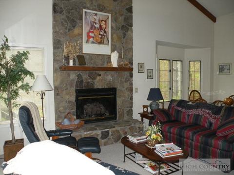 153 Far Sawrey # -1, Blowing Rock, NC 28605 photo 4