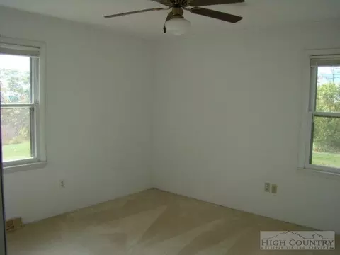 135 Ivy Ridge Rd, Deep Gap, NC 28618 photo 12