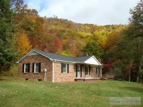 135 Ivy Ridge Rd, Deep Gap, NC 28618 photo 1