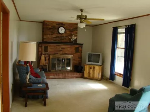 135 Ivy Ridge Rd, Deep Gap, NC 28618 photo 10