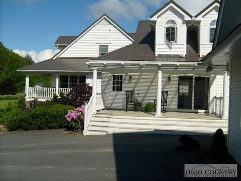 334 Old Hampton Rd, Boone, NC 28607 photo 10