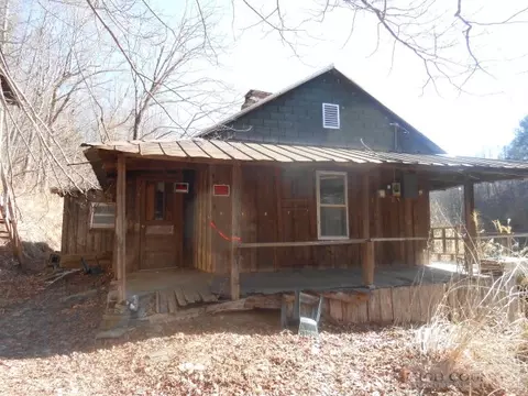 626 Stewart Simmons Rd, Deep Gap, NC 28618 photo 15
