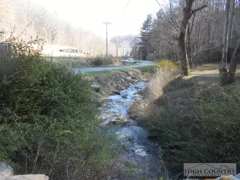 626 Stewart Simmons Rd, Deep Gap, NC 28618 photo 7