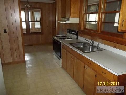 2059 Laurel Fork Rd, Vilas, NC 28692 photo 8
