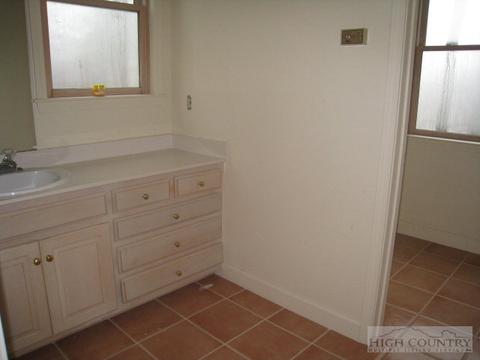 524 Whispering Hls, Boone, NC 28607 photo 8