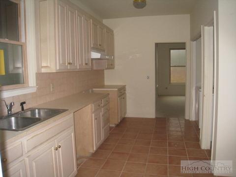524 Whispering Hls, Boone, NC 28607 photo 5