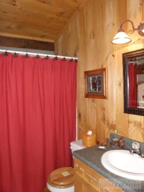 353 Old Mill Rd, Todd, NC 28684 photo 5