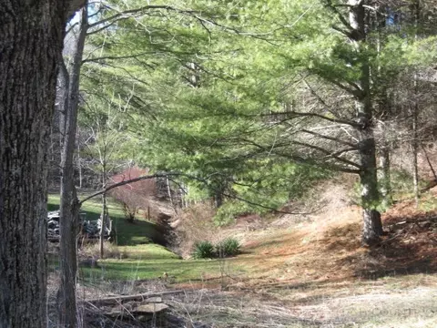 958 Deep Ford Rd # C, Lansing, NC 28643 photo 3