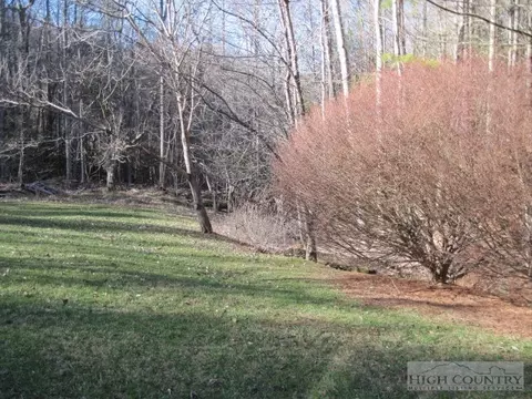 958 Deep Ford Rd # C, Lansing, NC 28643 photo 5