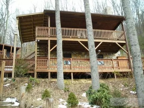 420 Stidhams Rd, Lansing, NC 28643 photo 1