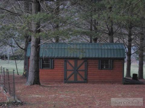 354 Old Chigger Ln, Boone, NC 28607 photo 5