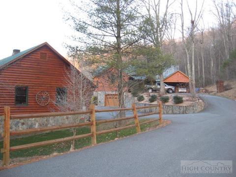 354 Old Chigger Ln, Boone, NC 28607 photo 6