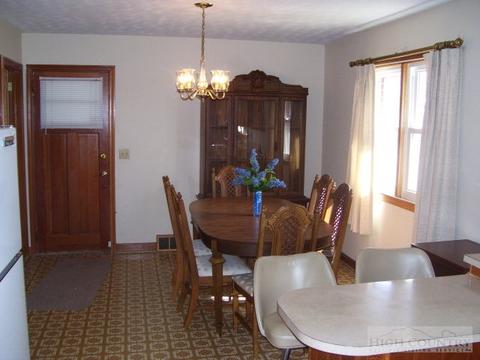174 Wiley St, Jefferson, NC 28640 photo 3