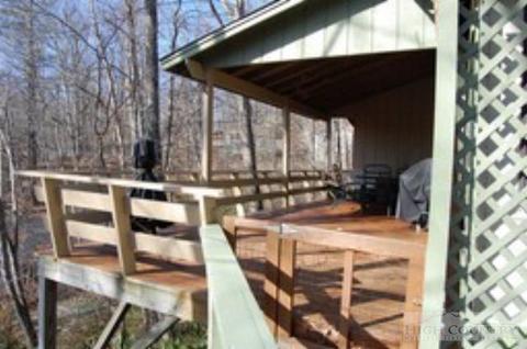 335 Jack Pine Loop, Newland, NC 28657 photo 3
