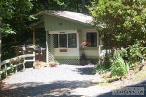 335 Jack Pine Loop, Newland, NC 28657 photo 1