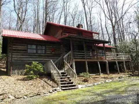 223 Quiet Pl, Todd, NC 28684 photo 1