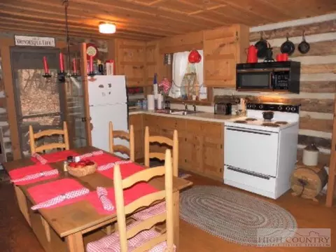 223 Quiet Pl, Todd, NC 28684 photo 12