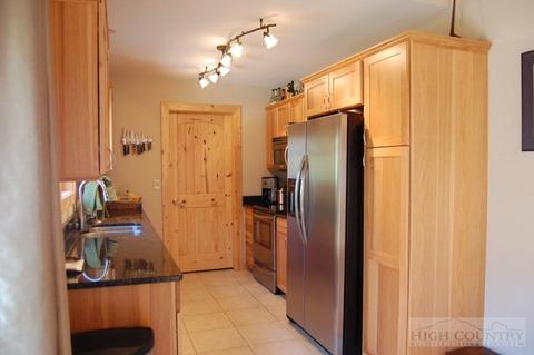 170 Brady Ln, Deep Gap, NC 28618 photo 17