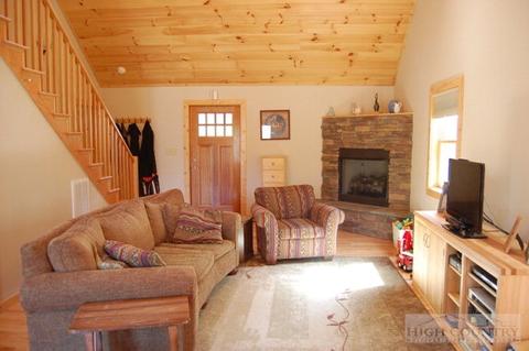 170 Brady Ln, Deep Gap, NC 28618 photo 21
