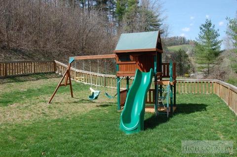 170 Brady Ln, Deep Gap, NC 28618 photo 12