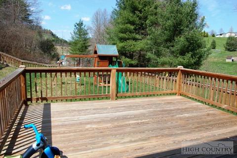 170 Brady Ln, Deep Gap, NC 28618 photo 9