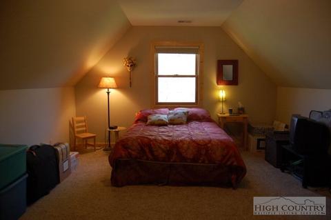 170 Brady Ln, Deep Gap, NC 28618 photo 5