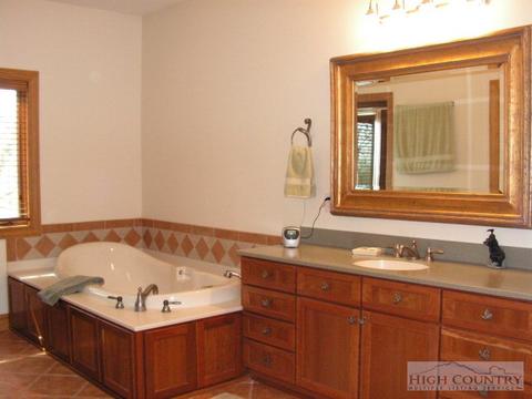 256 Churchill Downs Rd, Boone, NC 28607 photo 7