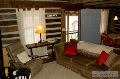 336 Hidden Mountain Ln, Crumpler, NC 28617 photo 9