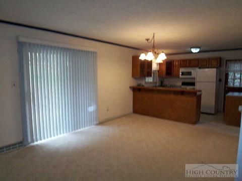 770 Queen St, Boone, NC 28607 photo 3