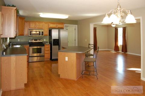 159 Saddle Rd, Boone, NC 28607 photo 3