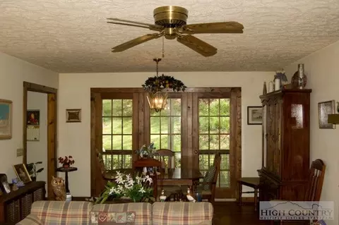 766 Big Windfall Rd, Lansing, NC 28643 photo 8