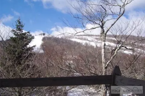 134 Skiway Circle Clb, Beech Mountain, NC 28604 photo 2