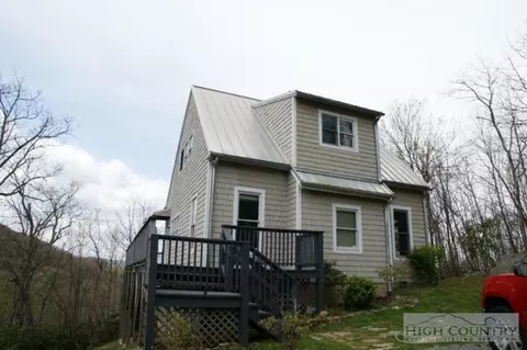 449 Algonquin Dr, Boone, NC 28607 photo 1