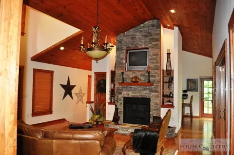 2126 Blackberry Rd, Blowing Rock, NC 28605 photo 10